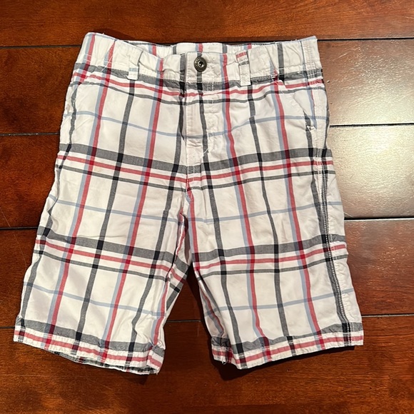 5 pair lot Gymboree Shorts plus bucket hat size 5 & 5T - Picture 8 of 15